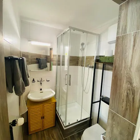 Modernes I Majing I I Gemmi Apartment