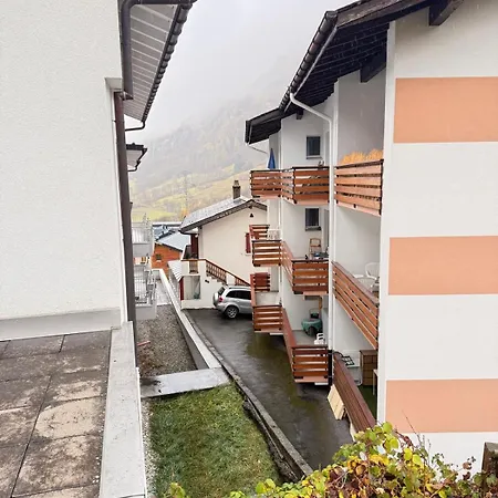 Feelgood Studio I Majing I Leukerbad I Gemmi * ロイカーバード
