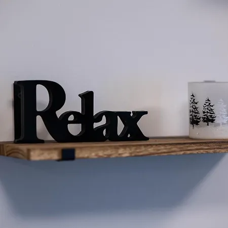 Modernes I Majing I I Gemmi